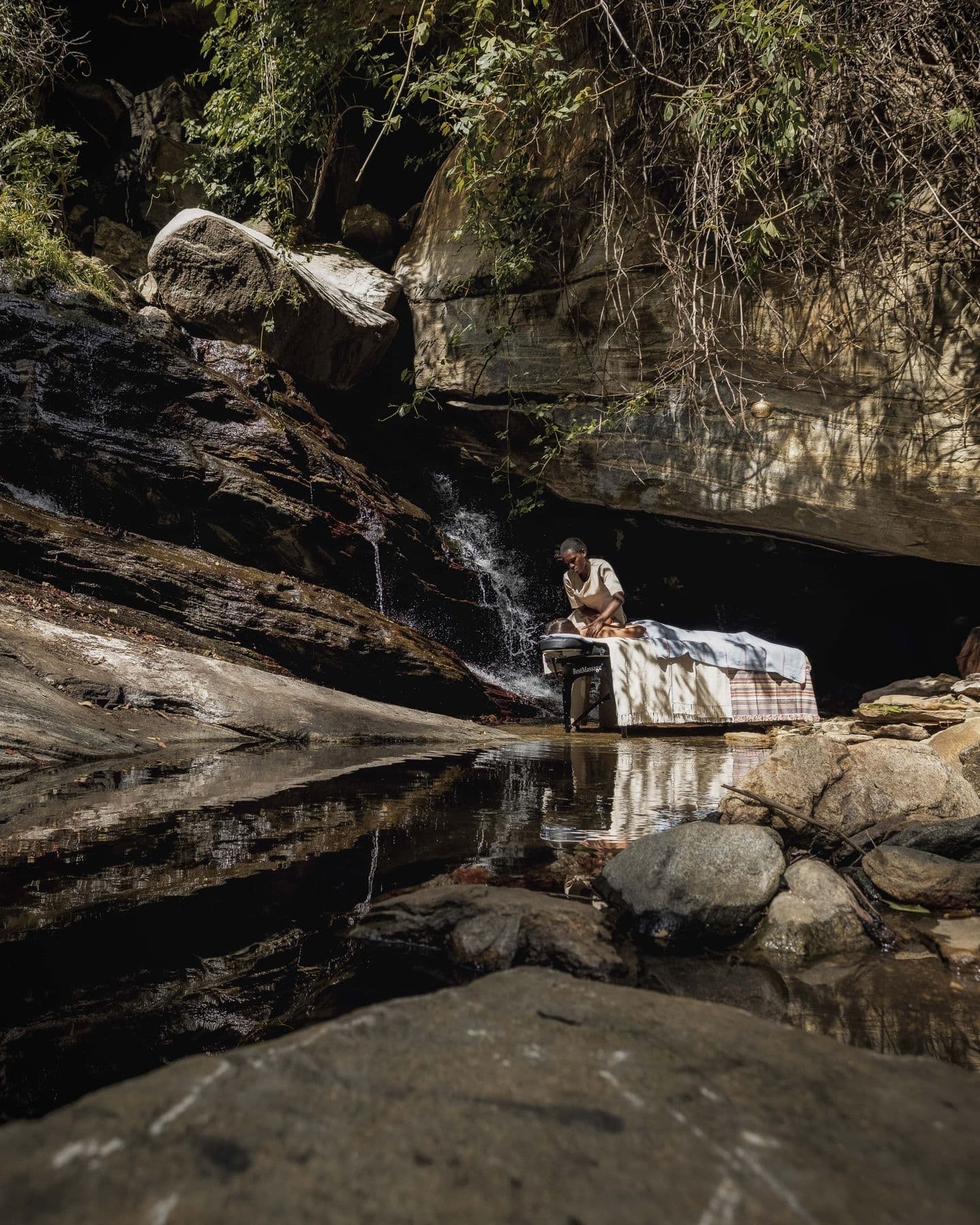 Waterfall massage